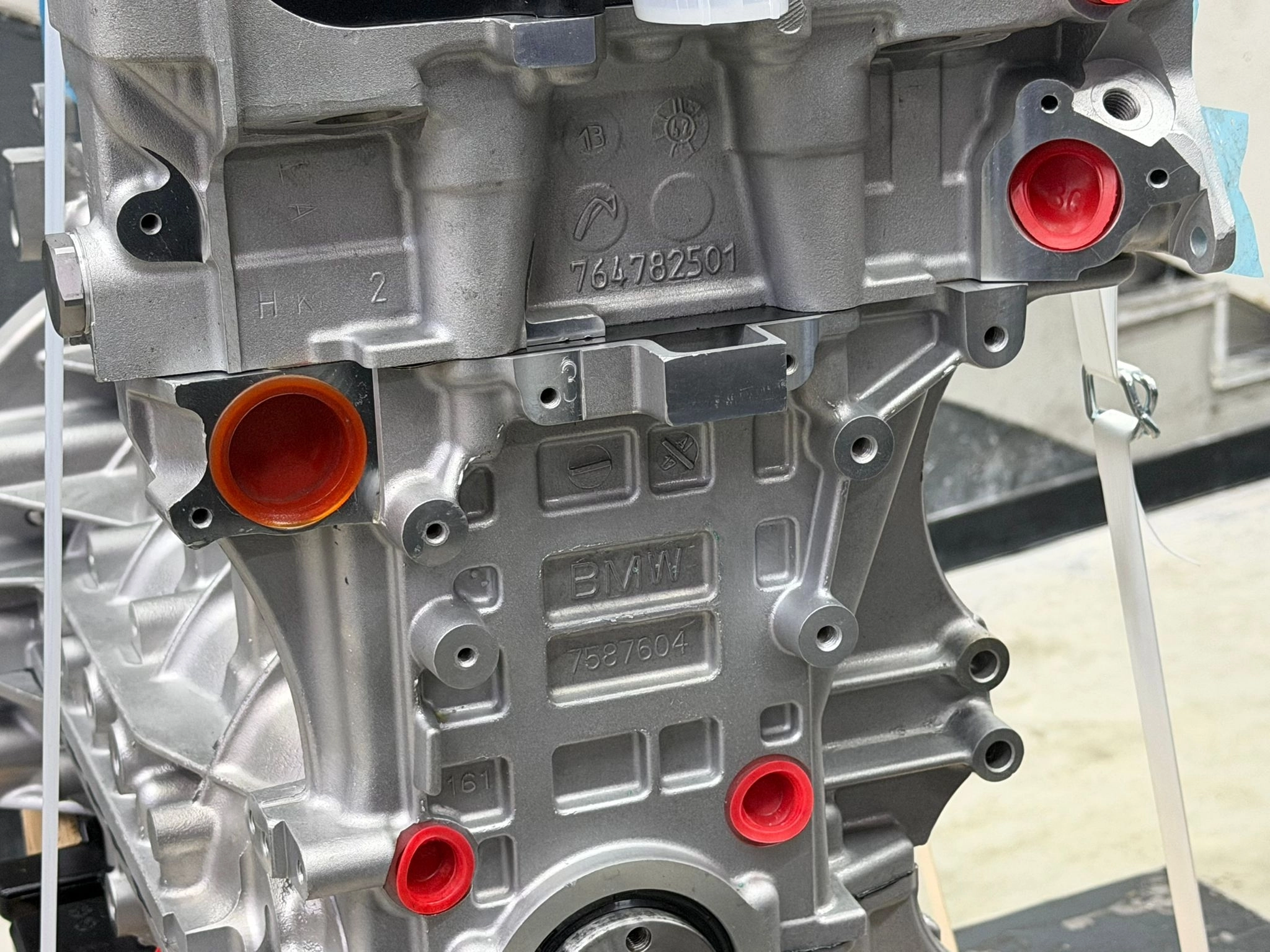 resimler/genel/BMW F30 320i N20 Benzinli Sıfır Sandık Motor